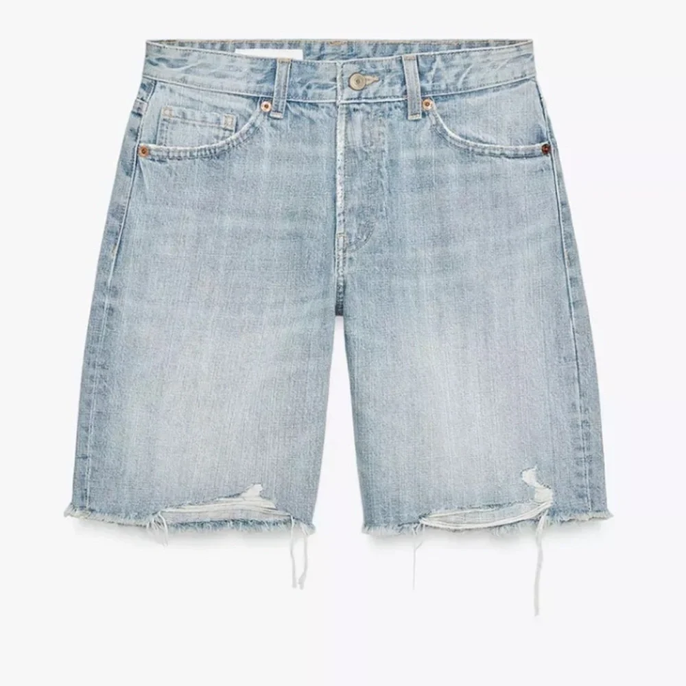 Zara TRF MID-WAIST DENIM BERMUDA SHORTS - Picture 2 of 7